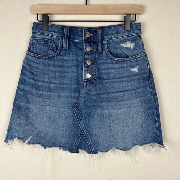 NWOT Madewell Rigid Denim A-Line Mini Skirt in Hughes Wash Button-Front Edition - Picture 4 of 13